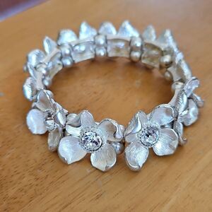 Silver Floral Rhinestone Bracelet – Diamante Crystal Flex Bangle / Statement Jew